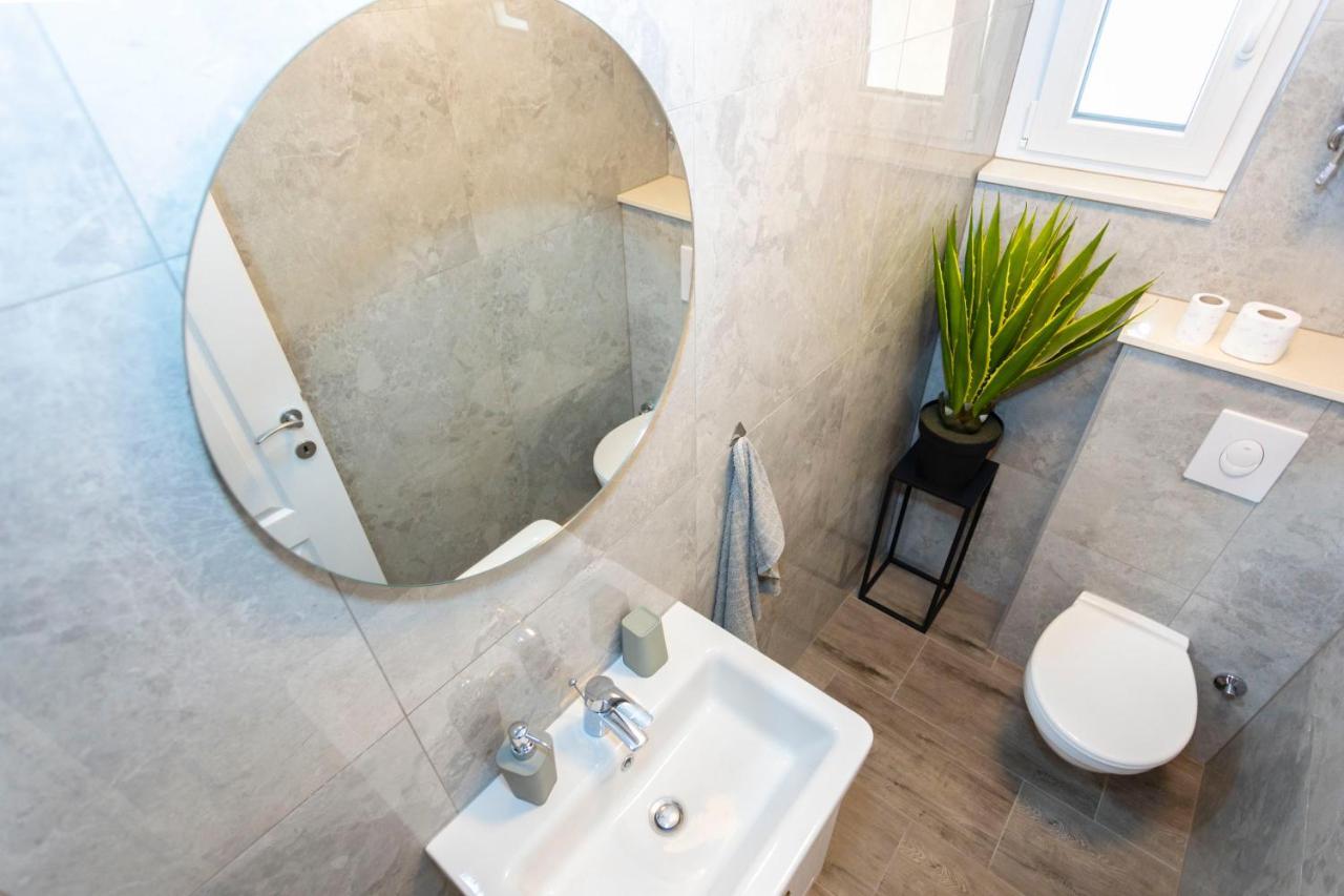 City Apartment Nora, Old Town Located, Free Parking Makarska Exterior foto