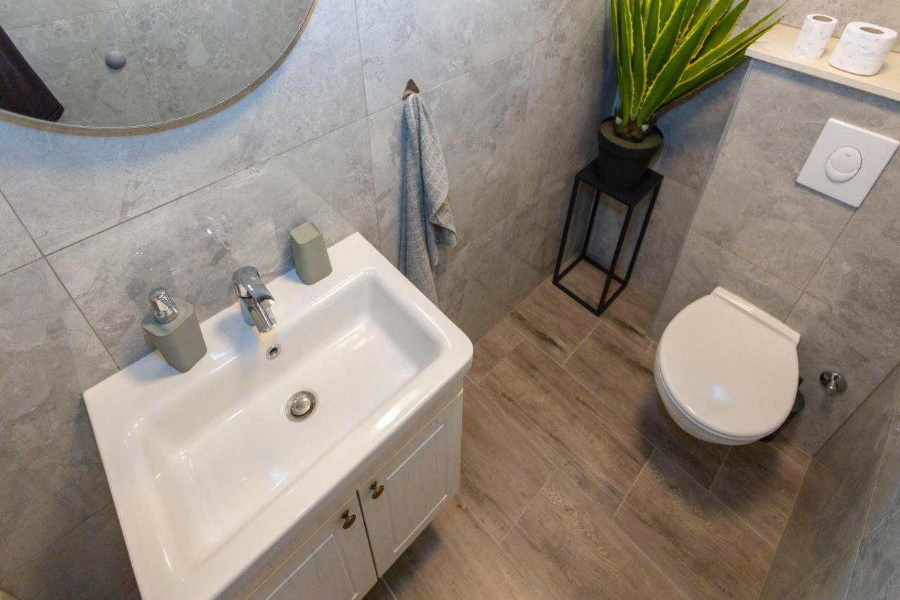 City Apartment Nora, Old Town Located, Free Parking Makarska Exterior foto